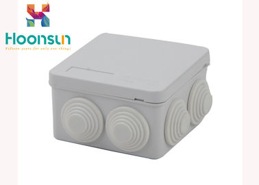 Accesorios impermeables de la glándula de cable de la caja de conexiones del blanco con el tapón IP65 del PVC