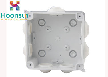 Accesorios impermeables de la glándula de cable de la caja de conexiones del blanco con el tapón IP65 del PVC